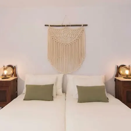 Renovated Light-filled Alfama Apt + Free Pick-up, By Timecooler Apartment Lisbon